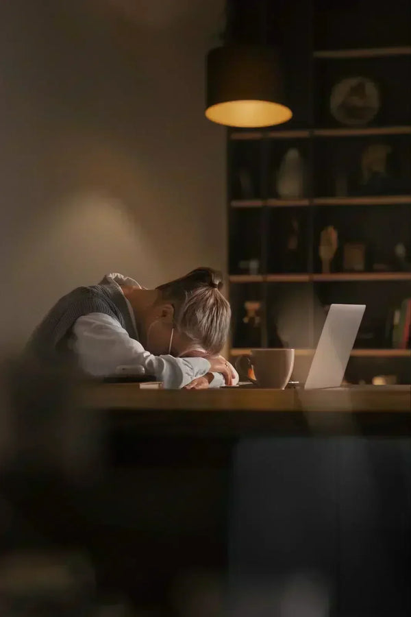 Why Can’t I Sleep Even Though I’m Tired? [Expert Guide]